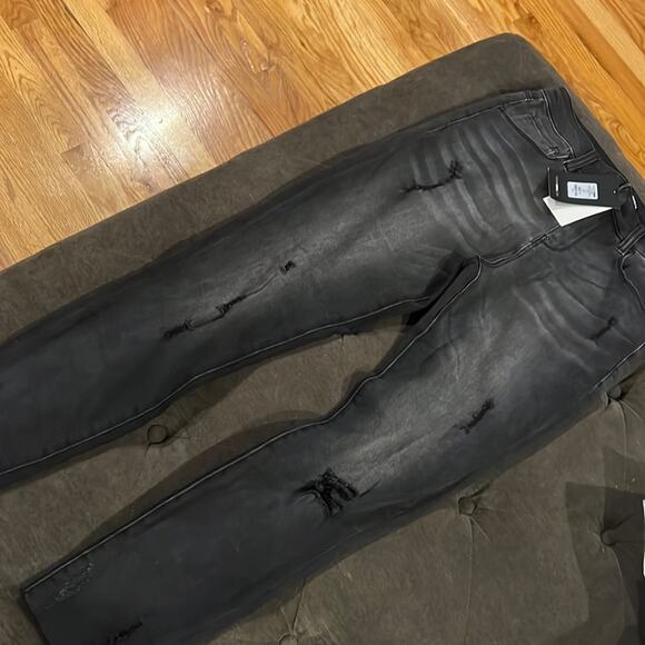 NWT Fashion Nova do it again black distressed skinny jeans size 11 - Picture 5 of 8